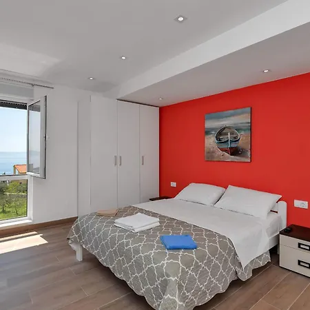 Infinite Joy מאקרסקה