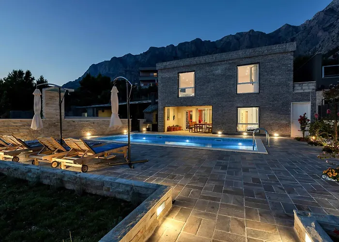 Infinite Joy Makarska